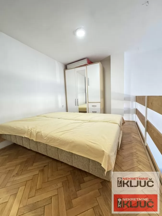 PODBARA IZDAJE SE NAMEŠTENA GARSONJERA 5