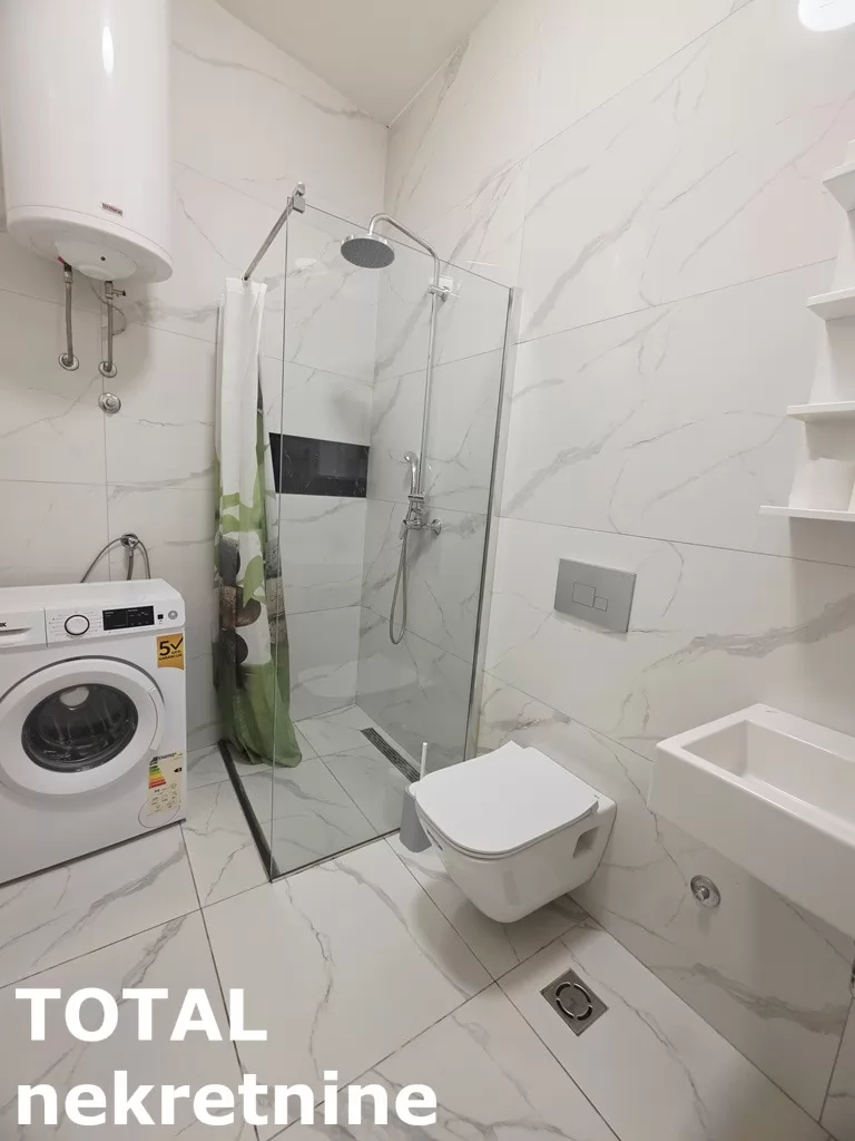 Stan,PETROVARADIN,PETROVARADIN,kv: 28.00, € 76500, ID: 1102546 8