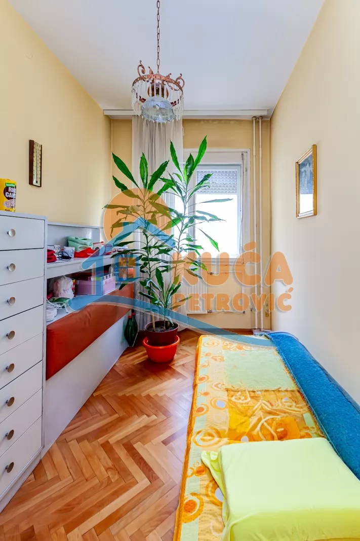 Trosoban stan, 76 m2, Crvena Zvezda, Triglavska ID: p-016268 6