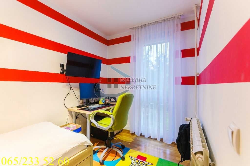 Rakovica  Vidikovac   Vidikovački venac 92m2 5