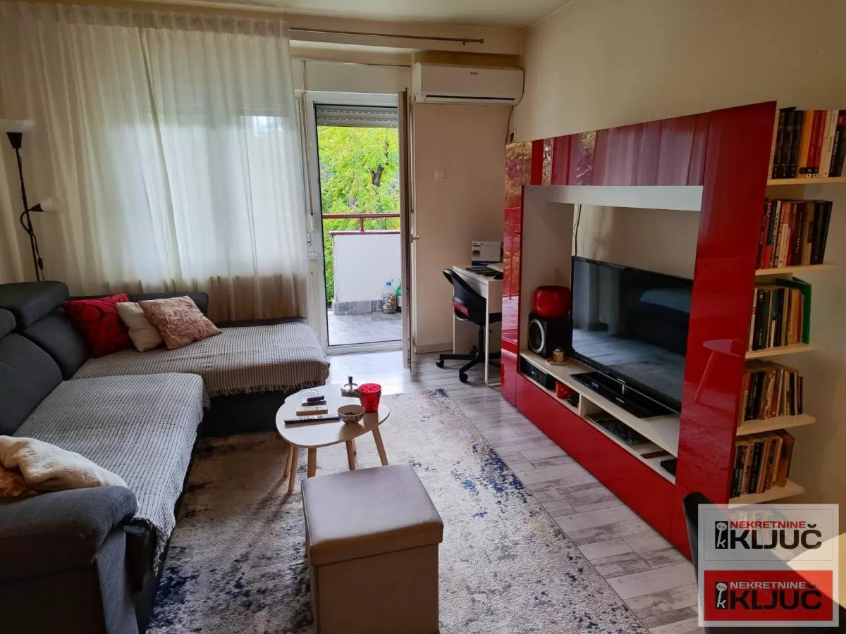 DETELINARA, 51m2+ terasa, Dvosoban, Renoviran 1