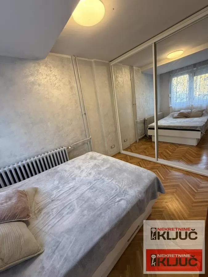 RIBLJA PIJACA, 42m2, Jednoiposoban, Renoviran, Namešten 5