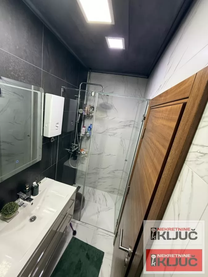 RIBLJA PIJACA, 42m2, Jednoiposoban, Renoviran, Namešten 9