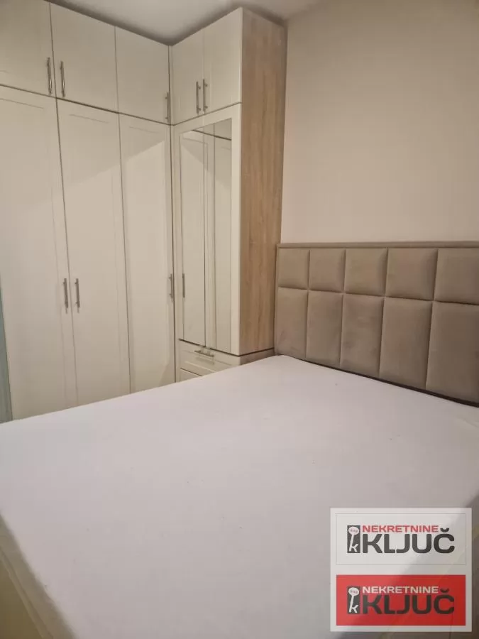 SAJAM IZDAJE SE DVOIPOSOBAN NAMEŠTEN STAN U KOMPLEKSU SAJAM KOMPLEKS 7