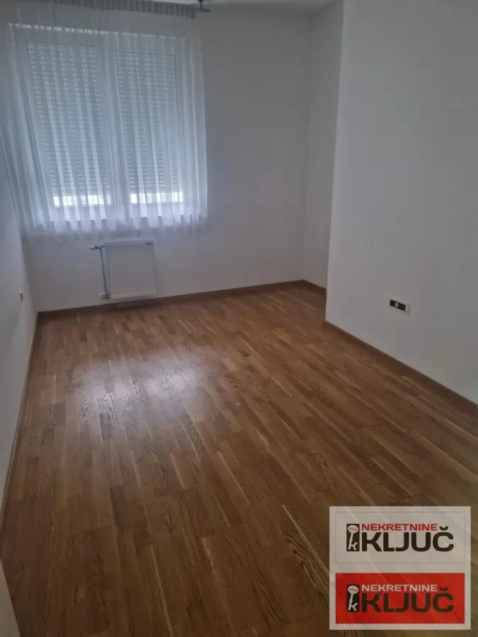 SAJAM IZDAJE SE DVOIPOSOBAN NAMEŠTEN STAN U KOMPLEKSU SAJAM KOMPLEKS 8