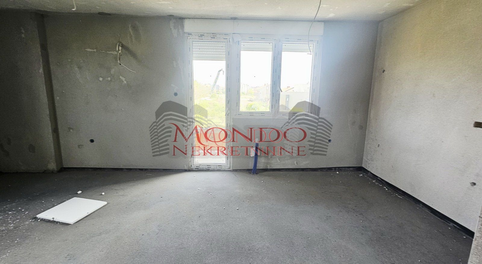 Jednoiposoban stan u izgradnji na Panteleju "Kapije Panteleja" 2