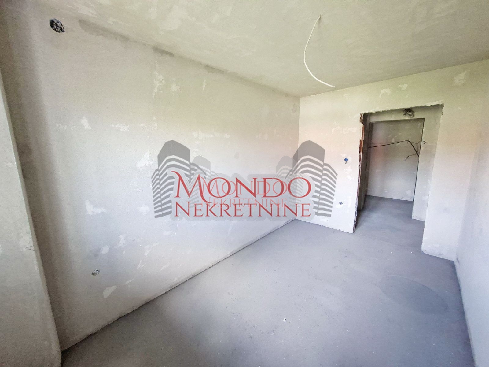  Dvoiposoban stan u izgradnji na Panteleju "Kapije Panteleja" 4