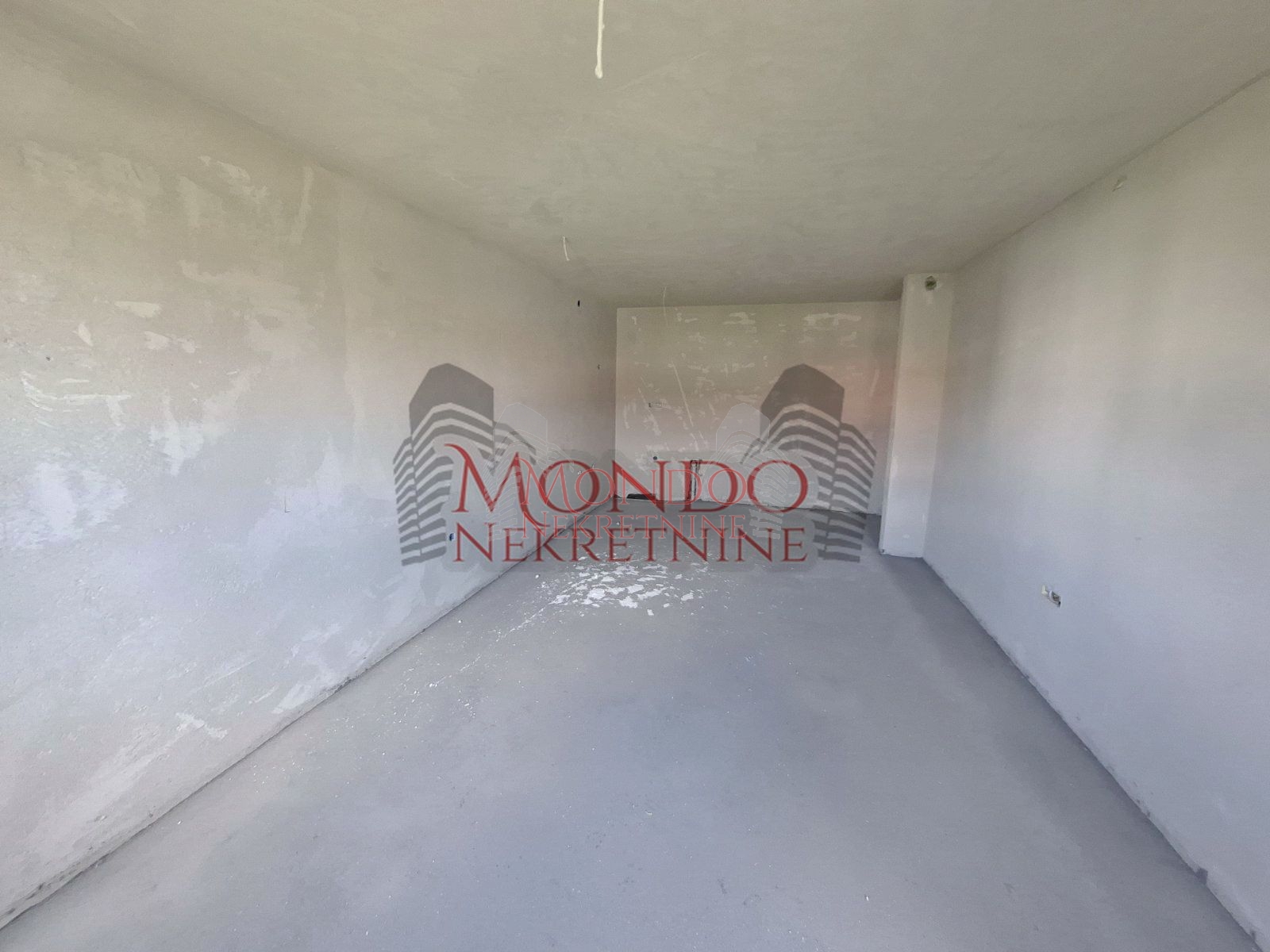  Dvoiposoban stan u izgradnji na Panteleju "Kapije Panteleja" 5