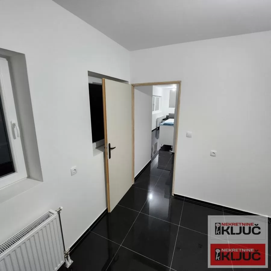 TELEP IZDAJE SE DVOIPOSOBAN NAMEŠTEN STAN 8