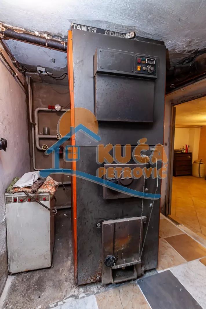 četvorosobna kuća, 200 m2, Palilula, Malojastrebačka ID: p-016285 11