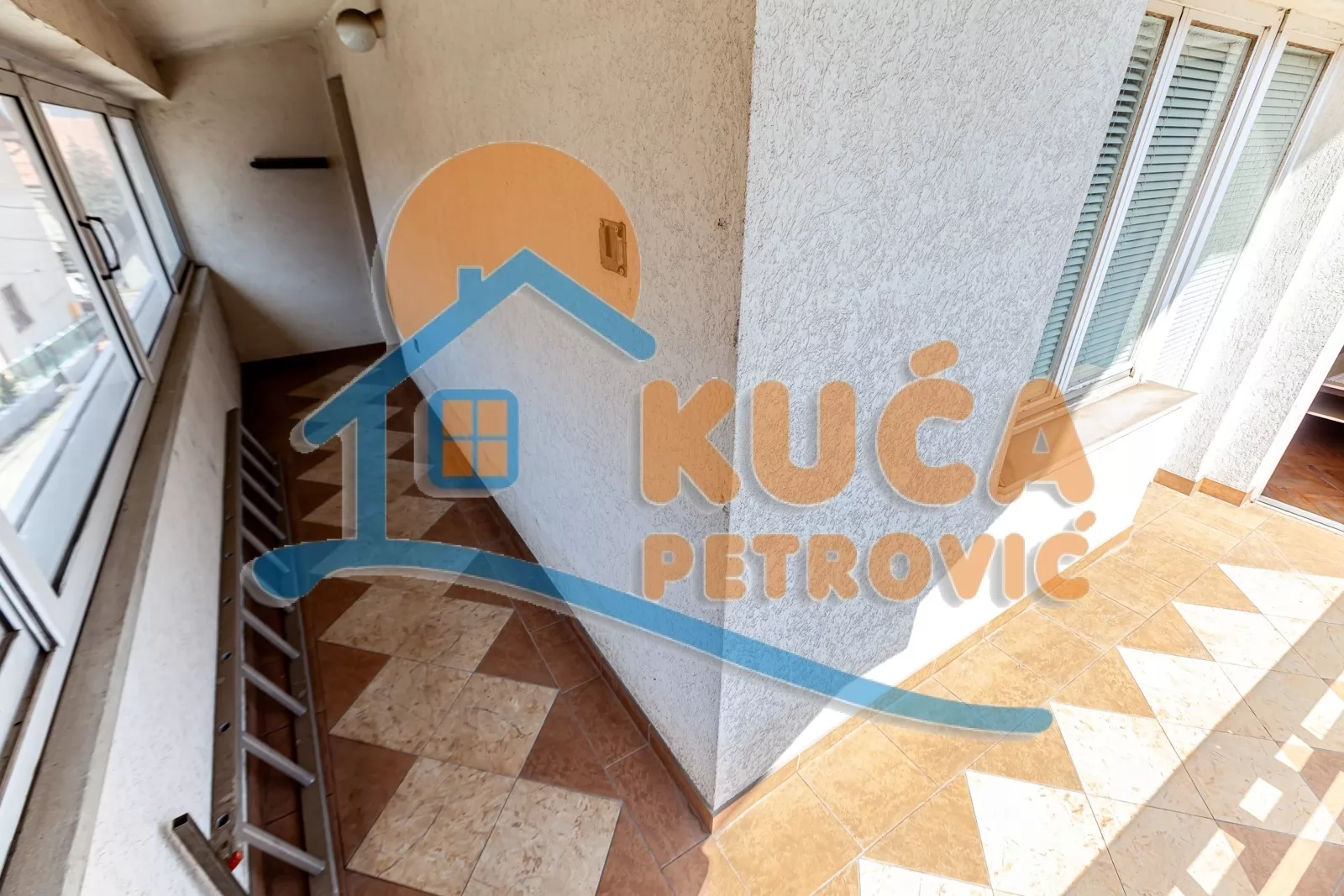 četvorosobna kuća, 200 m2, Palilula, Malojastrebačka ID: p-016285 12