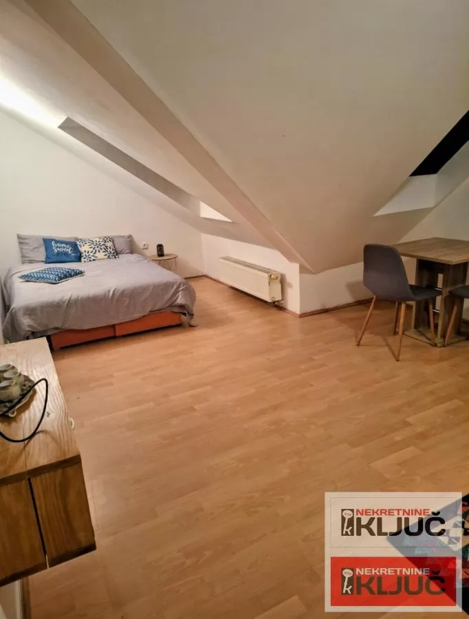 GRBAVICA, 25m2, Garsonjera, Useljiva 1