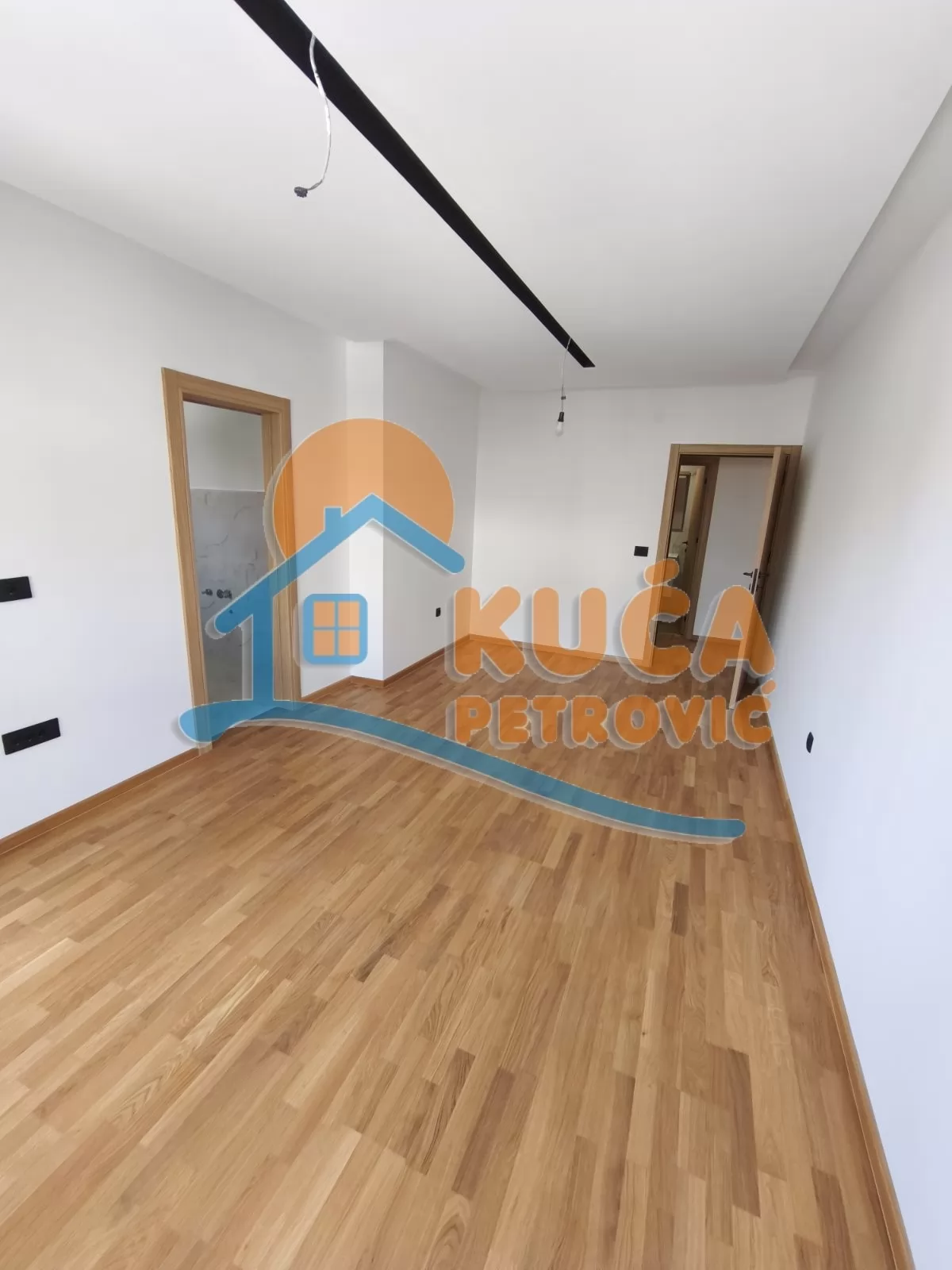 Lokal, 66 m2, Crveni Pevac, Cara Dušana ID: i-016286 1