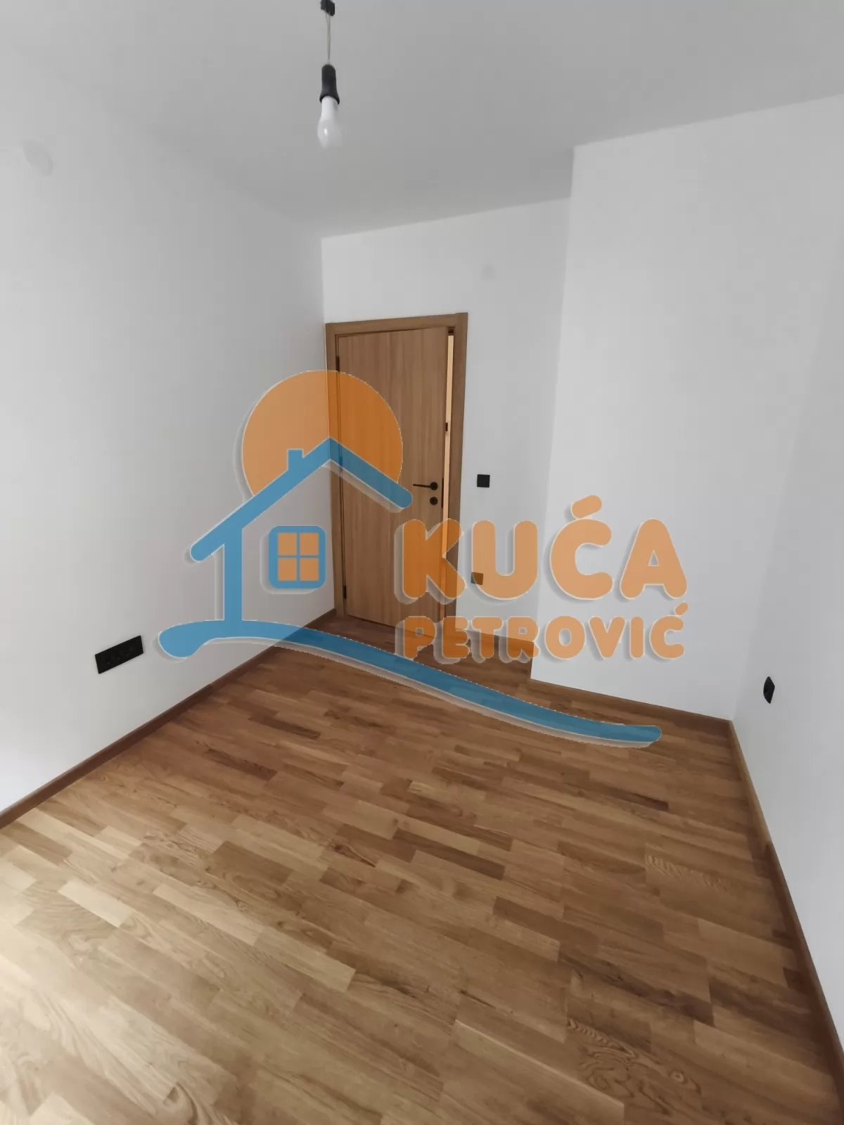 Lokal, 66 m2, Crveni Pevac, Cara Dušana ID: i-016286 10
