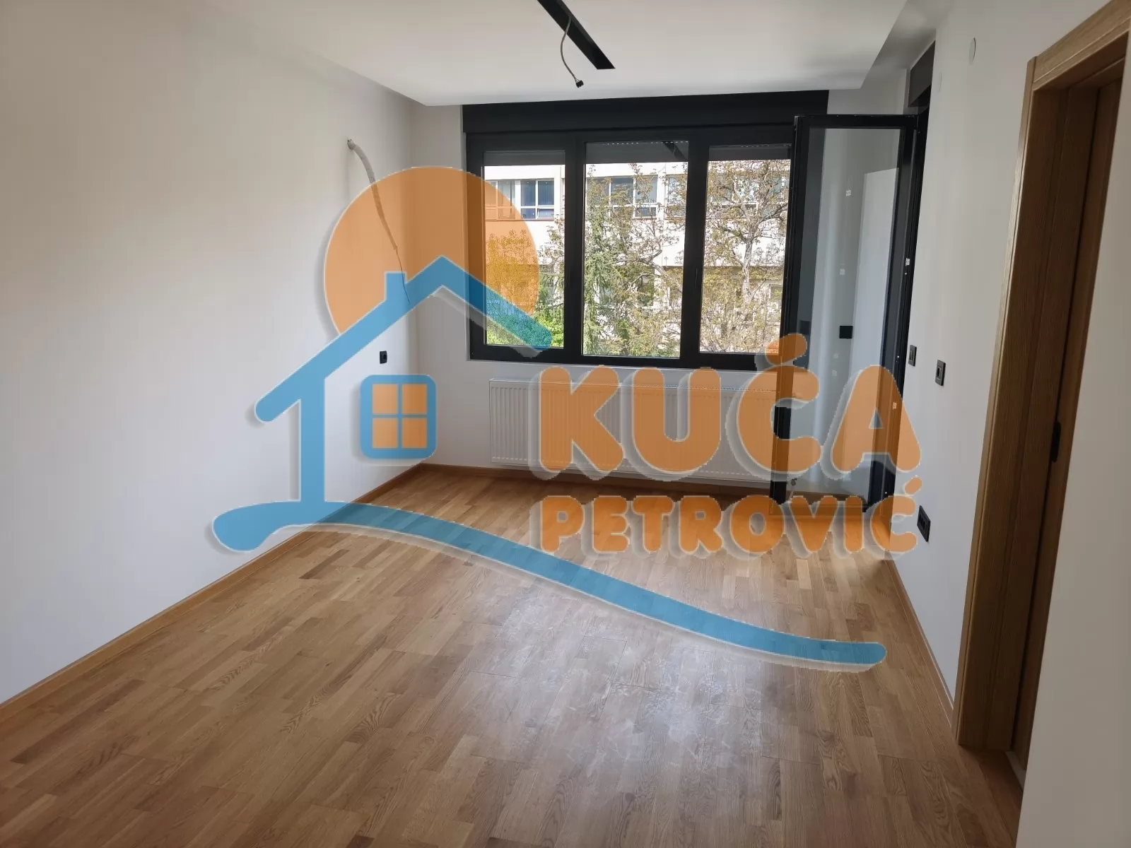 Lokal, 66 m2, Crveni Pevac, Cara Dušana ID: i-016286 3