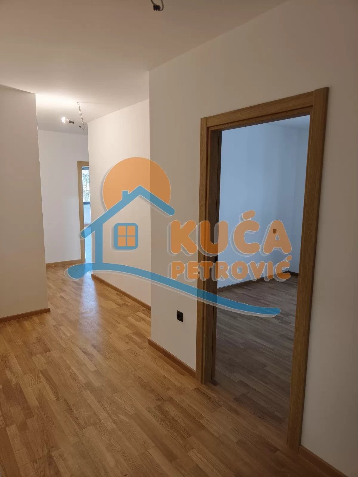 Lokal, 66 m2, Crveni Pevac, Cara Dušana ID: i-016286 6