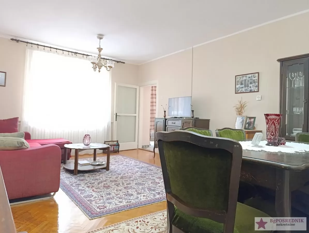 Pančevo, Vojlovica, Janka Čmelika, 92m2+112m2, 5.3a 14