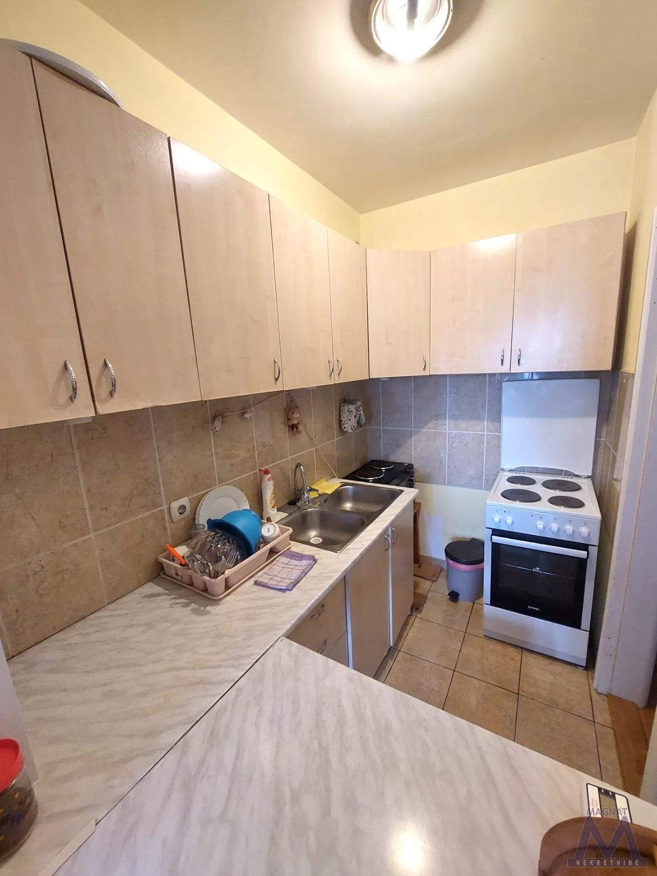 Stan,NOVI SAD,BULEVAR,kv: 37, € 350, ID: 9101941 4