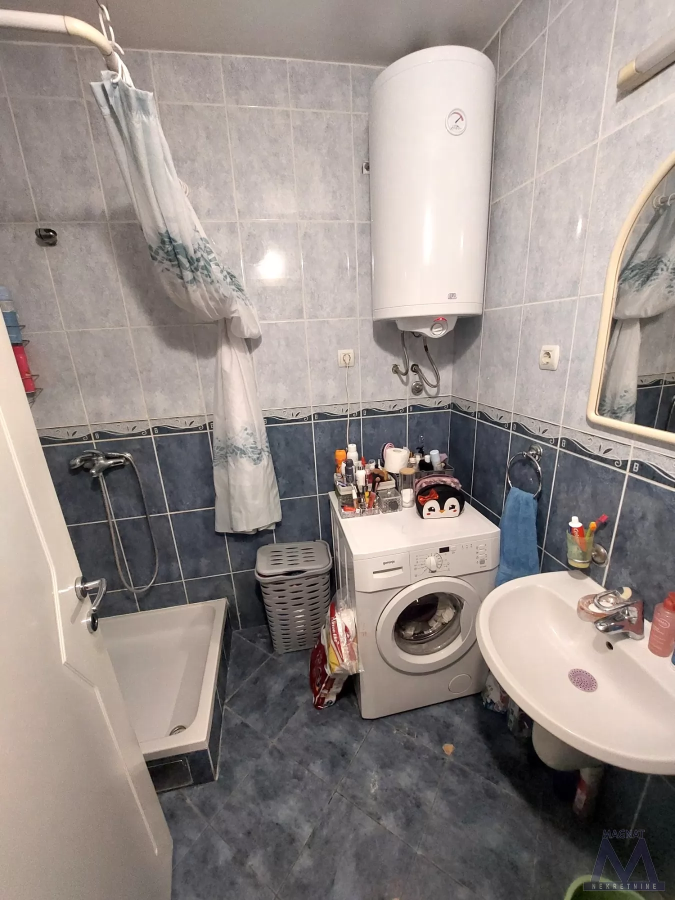 Stan,NOVI SAD,BULEVAR,kv: 37, € 350, ID: 9101941 8