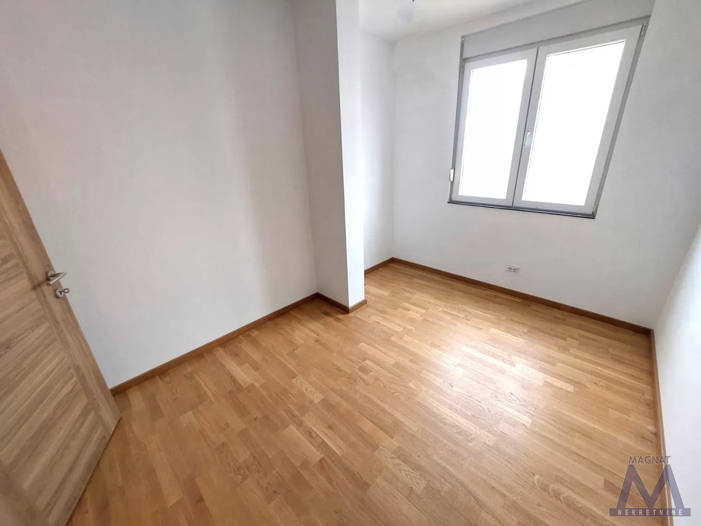 Stan,PETROVARADIN,ALIBEGOVAC,kv: 80, € 500, ID: 9101940 6
