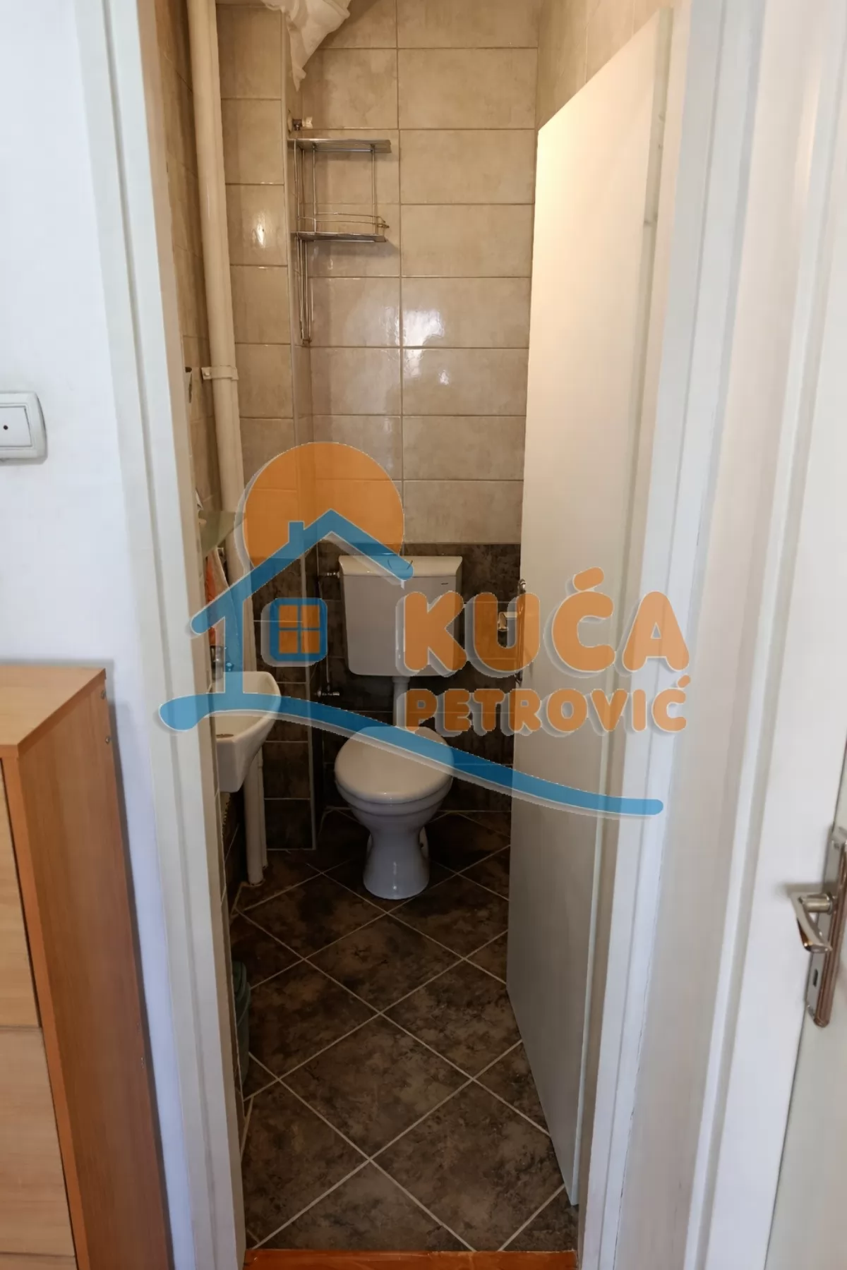 Trosoban stan, 75 m2, Dom zdravlja, Vojvode Mišića ID: p-016284 12