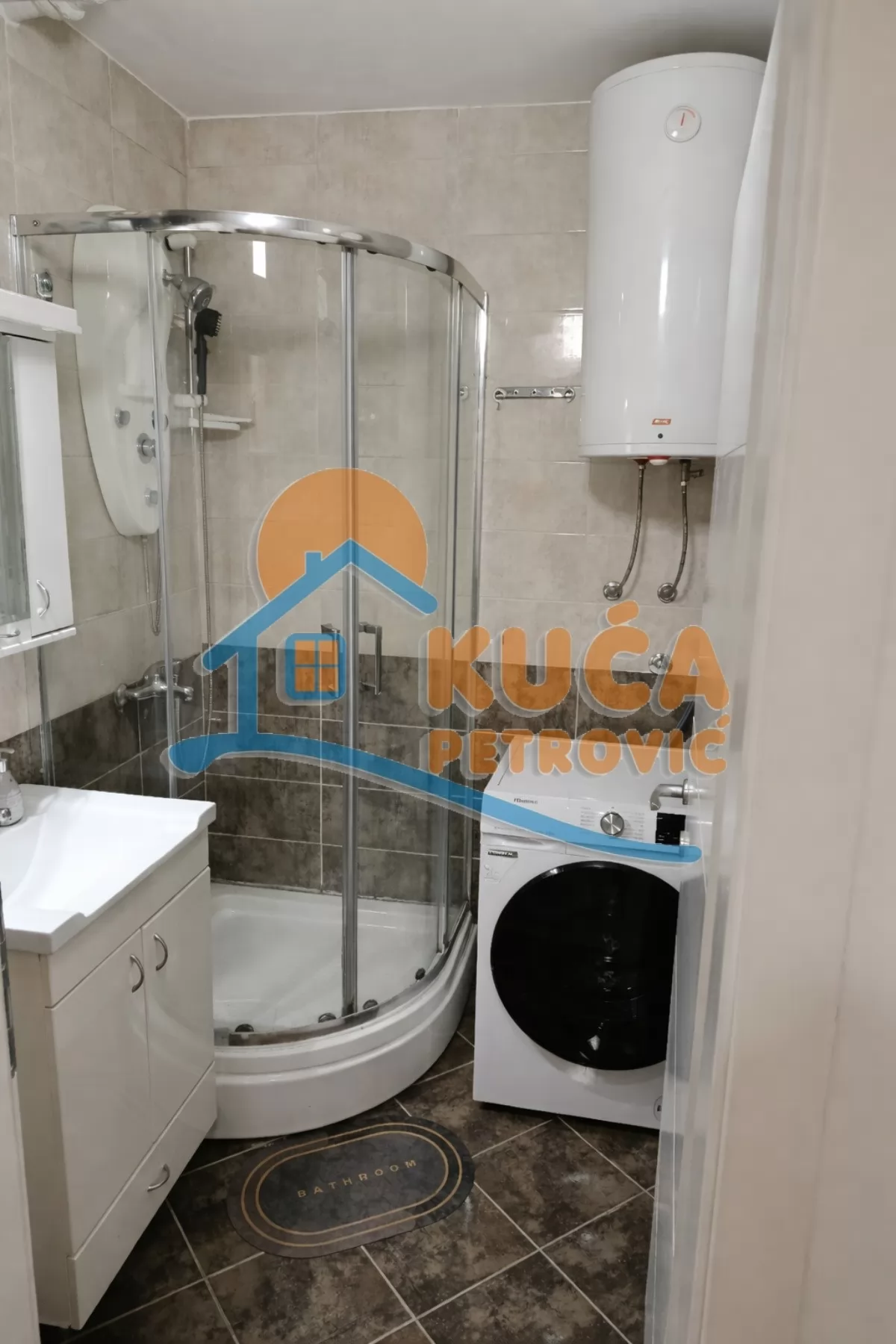 Trosoban stan, 75 m2, Dom zdravlja, Vojvode Mišića ID: p-016284 18