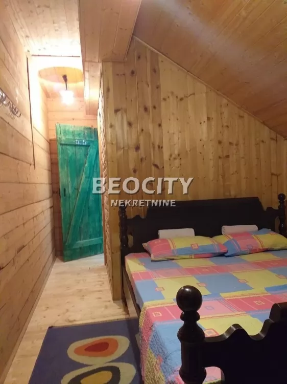 Petosobna kuća, 240 m2, Fruška gora, Iriški Venac ID: 131598 10