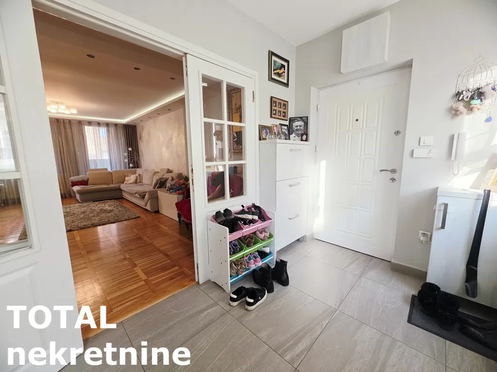 Stan,NOVI SAD,GRBAVICA,kv: 116.00, € 324800, ID: 1102502 14