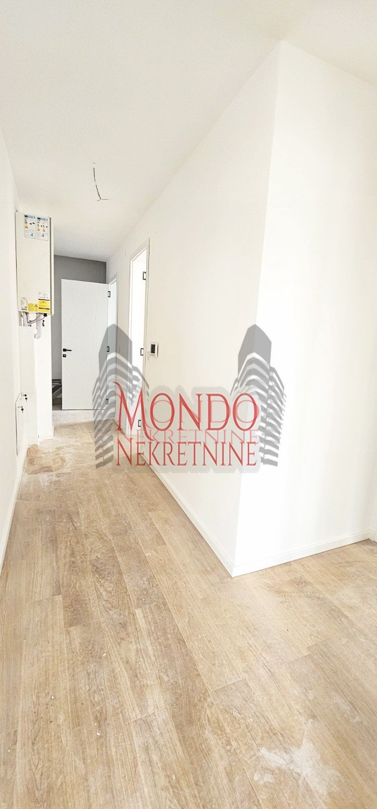 Dvoiposoban stan u samom centru grada, novogradnja 12