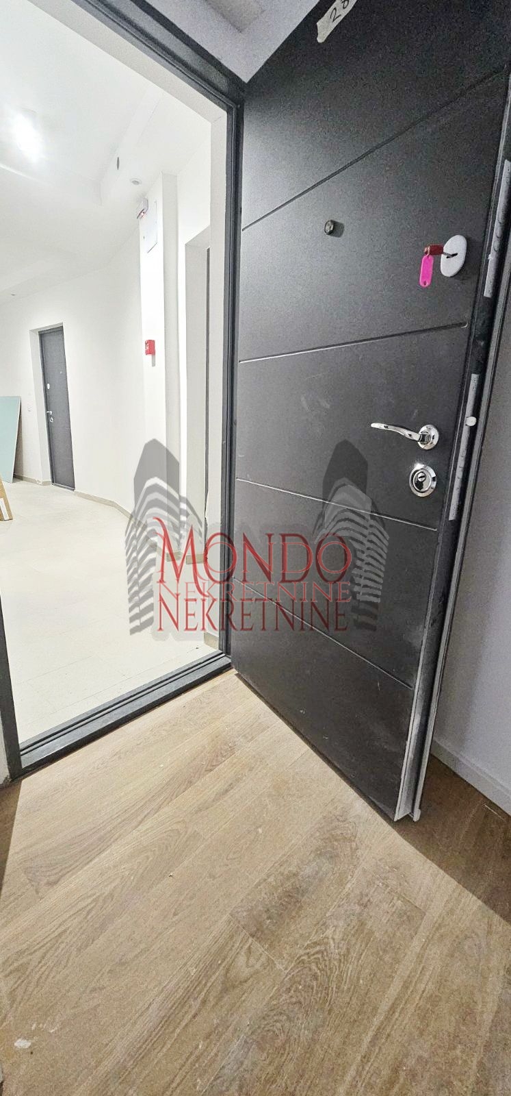 Dvoiposoban stan u samom centru grada, novogradnja 16