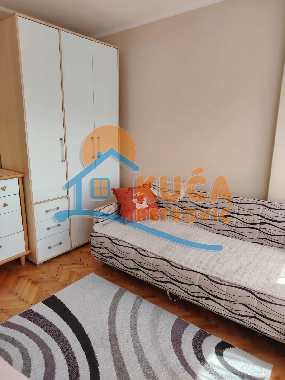 Trosoban stan, 77 m2, Marger, Trg učitelja Tase ID: i-016297 13