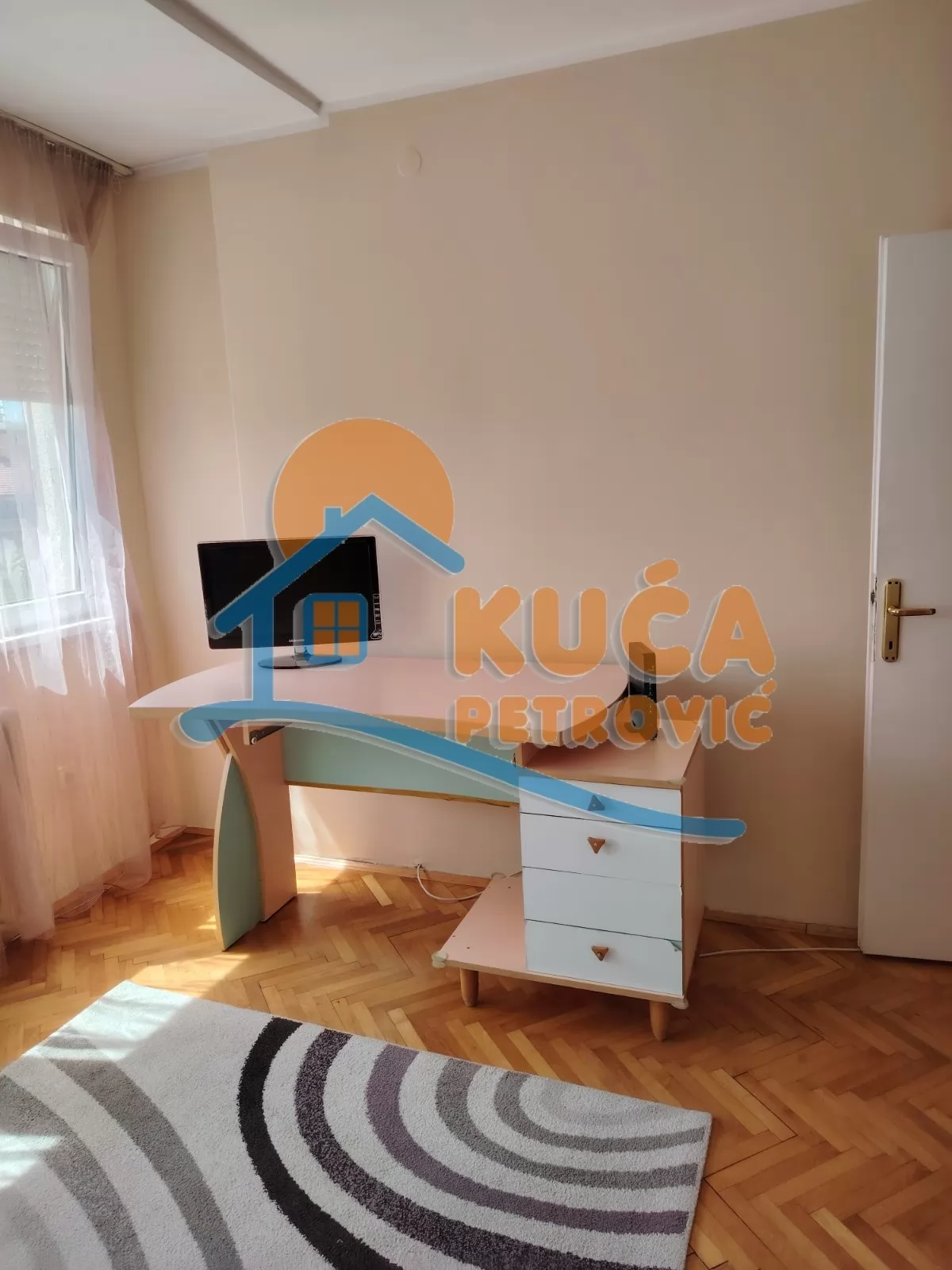Trosoban stan, 77 m2, Marger, Trg učitelja Tase ID: i-016297 15