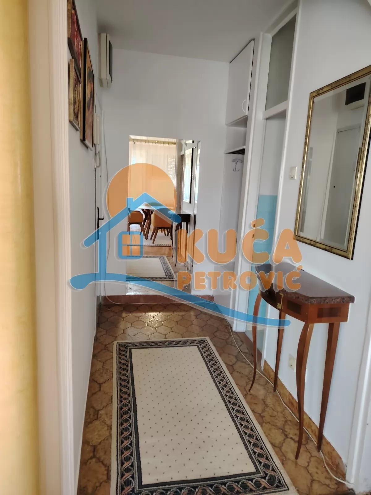 Trosoban stan, 77 m2, Marger, Trg učitelja Tase ID: i-016297 22