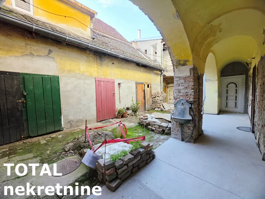 Stan,PETROVARADIN,GRADIC,kv: 22.00, € 99000, ID: 1102572 13