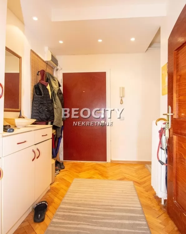 Trosoban stan, 100 m2, Blok 64, Gandijeva ID: 131641 12