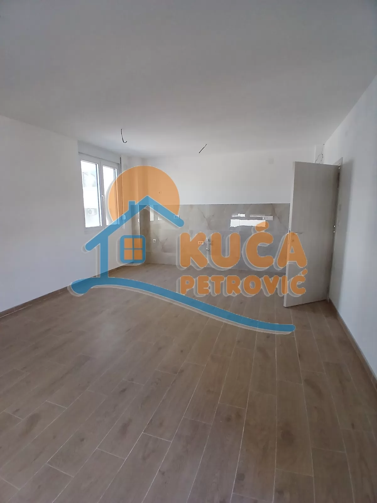 Lokal, 84 m2, Pantelej, Radoja Domanovića ID: i-016314 2
