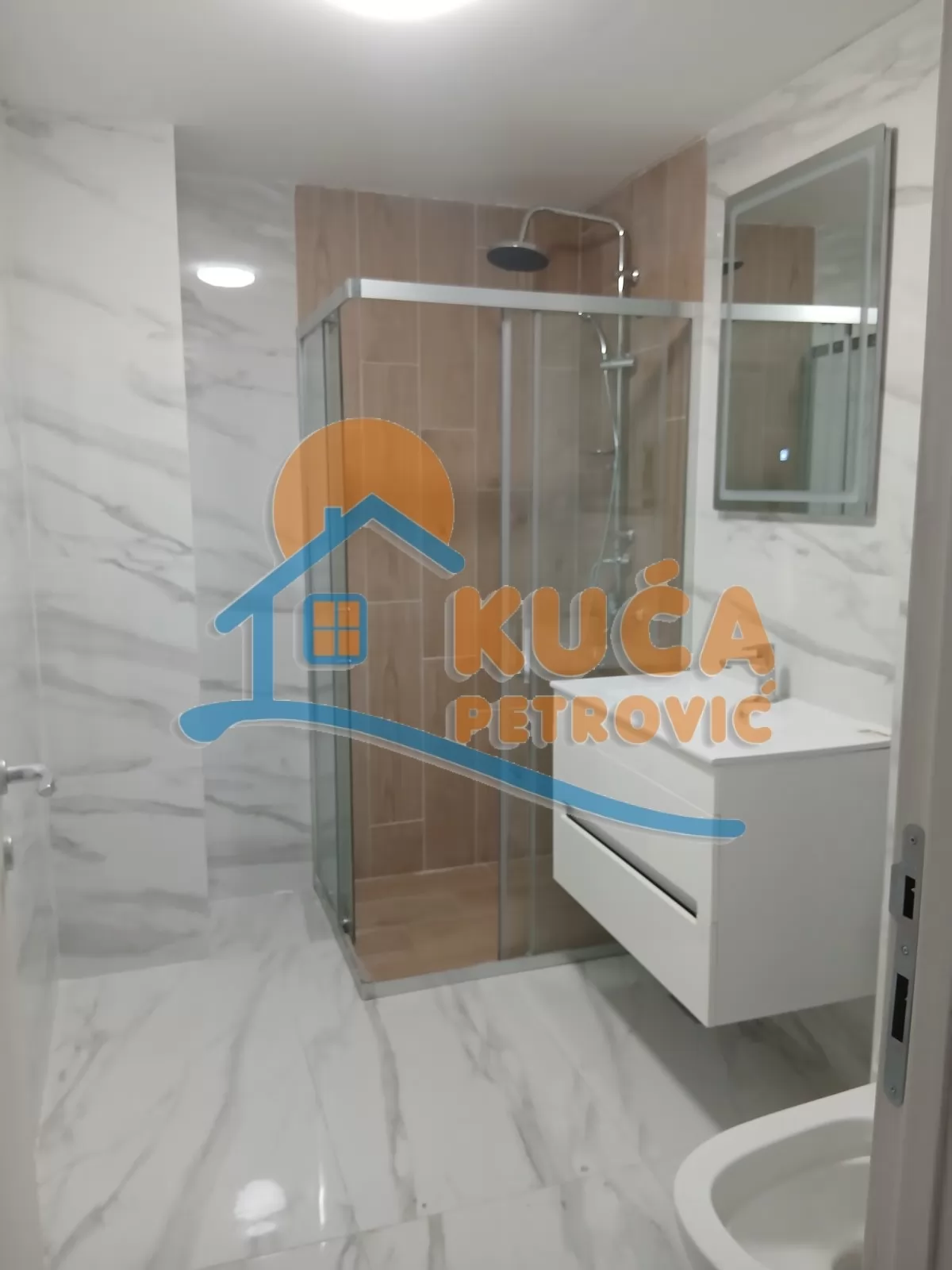 Lokal, 84 m2, Pantelej, Radoja Domanovića ID: i-016314 6
