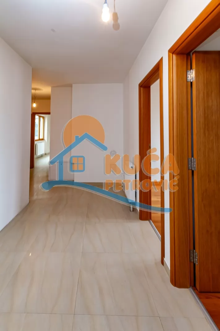četvorosoban stan, 154 m2, Bulevar Nemanjića, Bulevar Nemanjića ID: p-016315 18