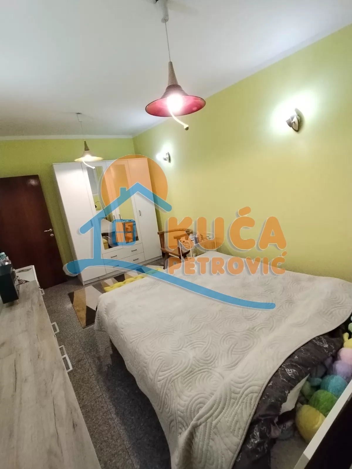 Dvosoban stan, 45 m2, Centar, Nikole Pašića ID: i-013595 9