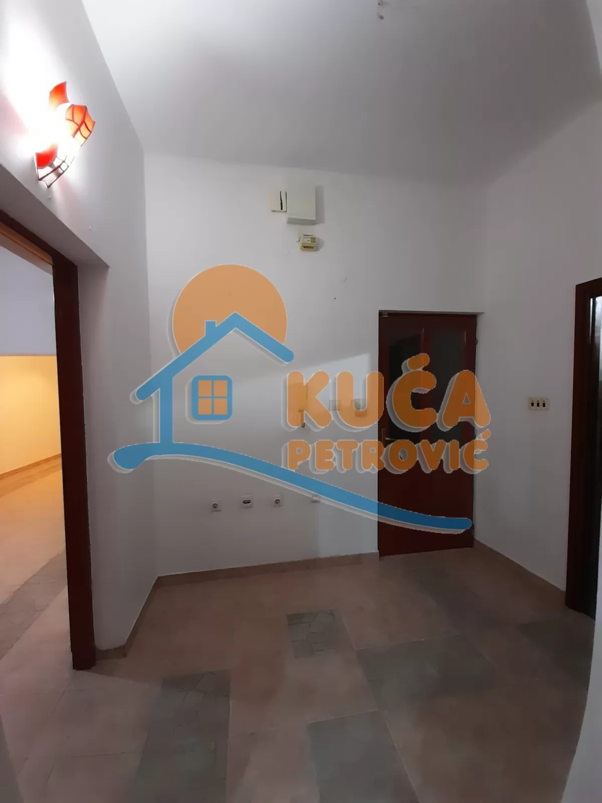 Lokal, 90 m2, Centar, Kej Mike Paligorića ID: i-010202 8