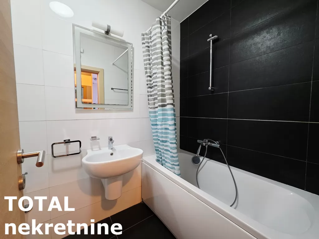 Stan,NOVI SAD,BULEVAR EVROPE,kv: 42.00, € 140000, ID: 1102333 11