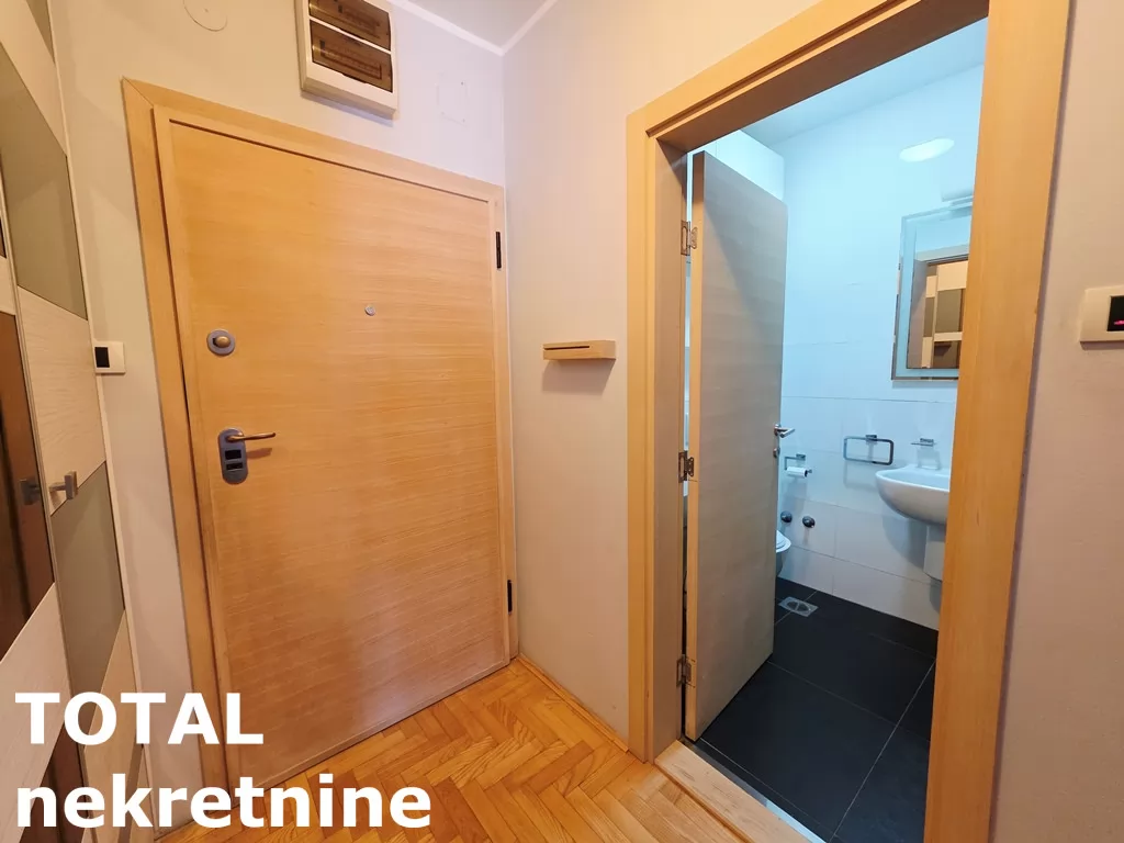 Stan,NOVI SAD,BULEVAR EVROPE,kv: 42.00, € 140000, ID: 1102333 13