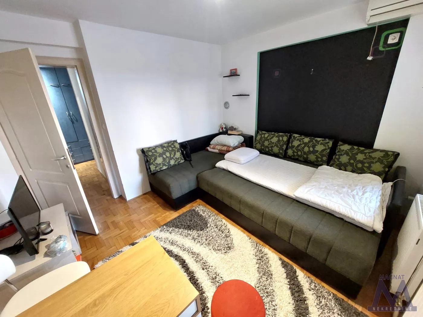 Stan,NOVI SAD,GRBAVICA,kv: 25, € 92700, ID: 1019351 2