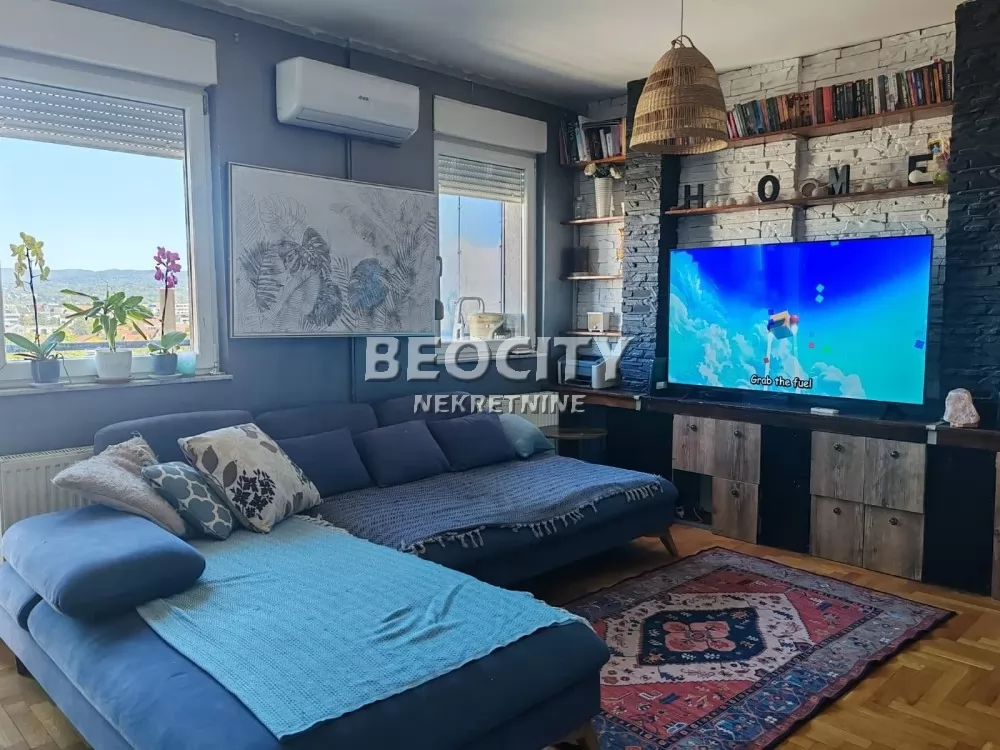 četvorosoban stan, 70 m2, Bulevar Evrope ID: 131815 1
