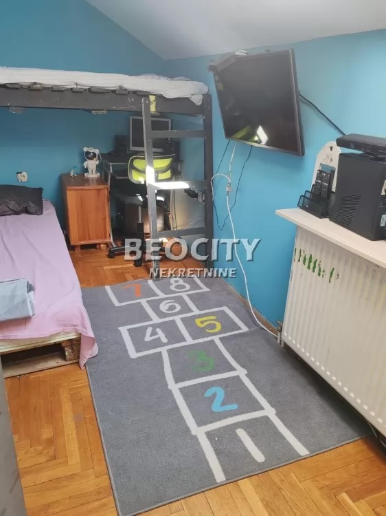 četvorosoban stan, 70 m2, Bulevar Evrope ID: 131815 14
