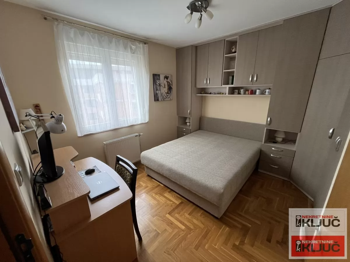 PODBARA, 43m2, Dvosoban, Namešten 11
