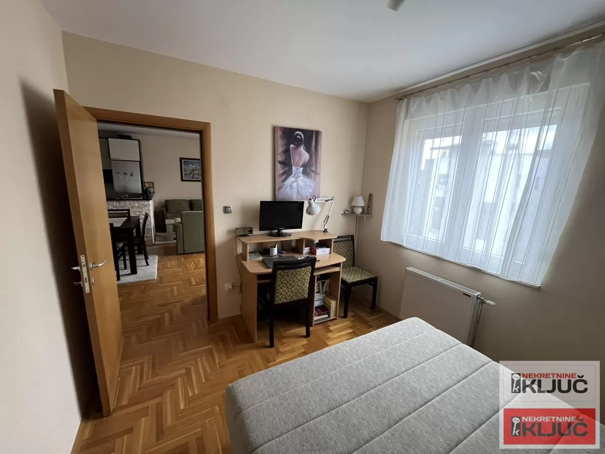 PODBARA, 43m2, Dvosoban, Namešten 12