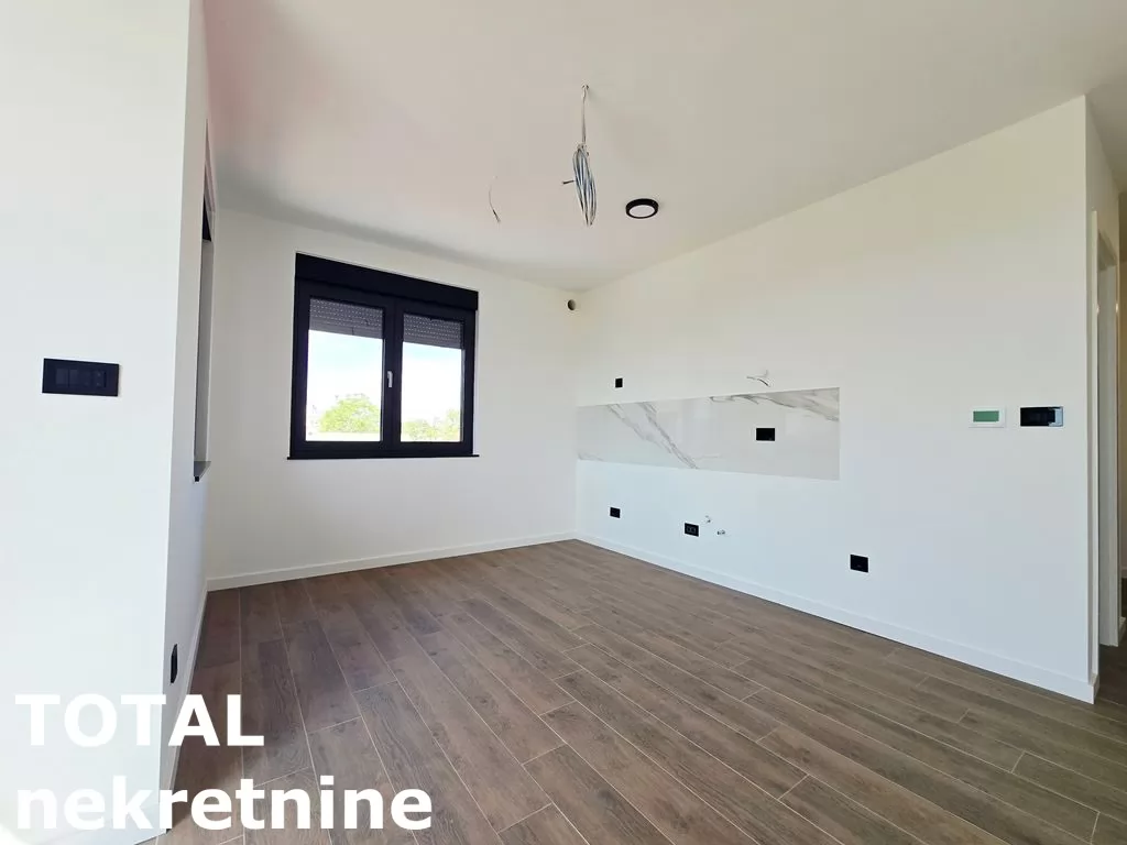 Stan,NOVI SAD,TELEP,kv: 52.00, € 145600, ID: 1100582 3