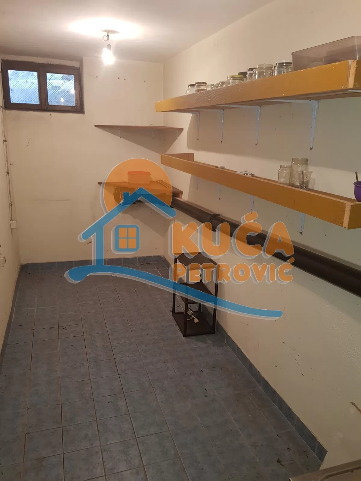 Trosoban stan, 103 m2, Centar, Episkopska ID: p-016330 19