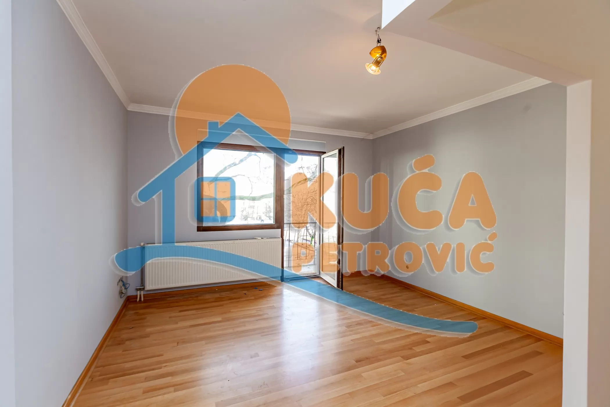 Trosoban stan, 103 m2, Centar, Episkopska ID: p-016330 6